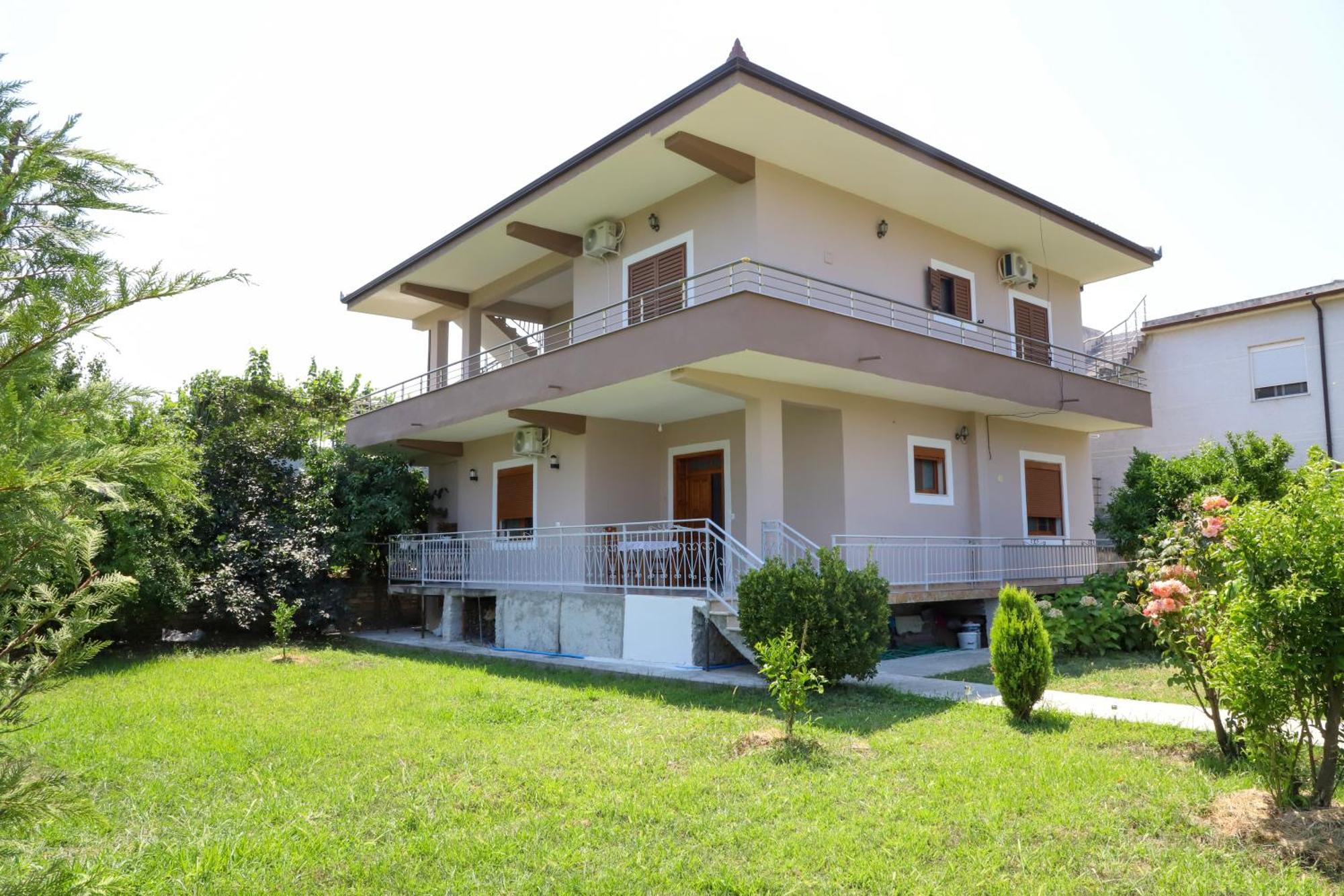 Villa Fjorentin Berat Exterior foto